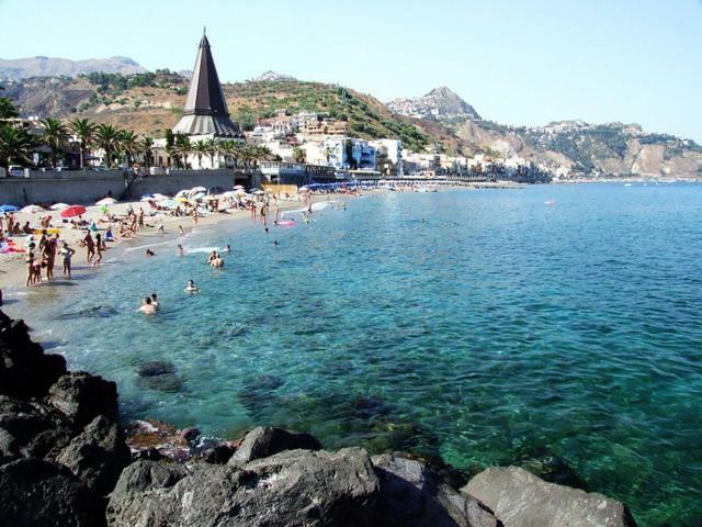 Casa Vacanze Aloha Giardini Naxos Exterior photo