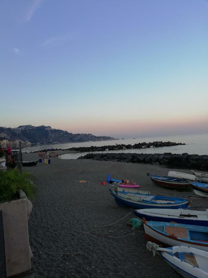 Casa Vacanze Aloha Giardini Naxos Exterior photo